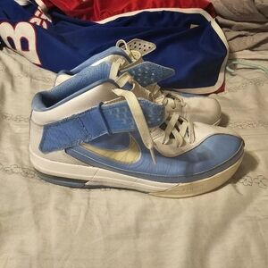 Mens Wht & Light Blue Nike Air Max Zoom LeBron Soldier V  Shoes Size 13